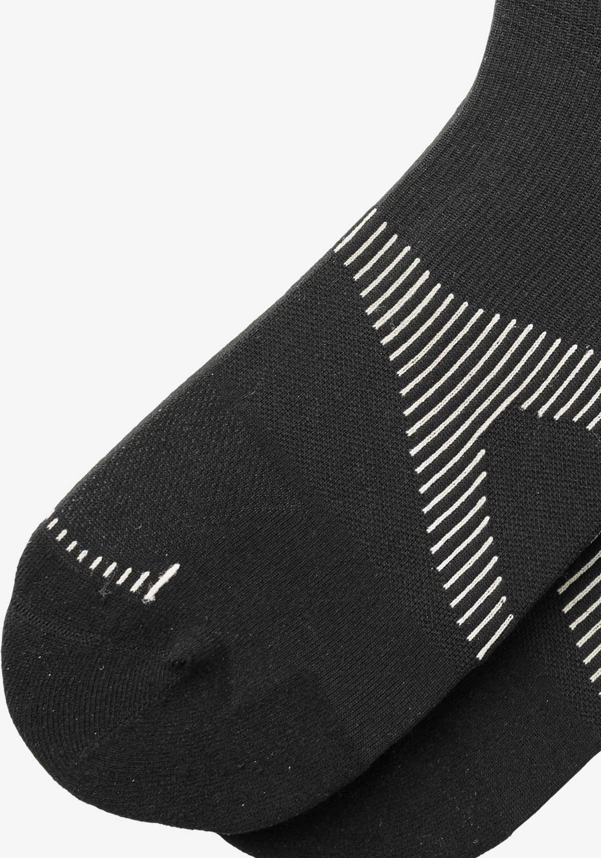 DOXA RUN ApS ADDON QUARTER SOCKS Acc. Black 02