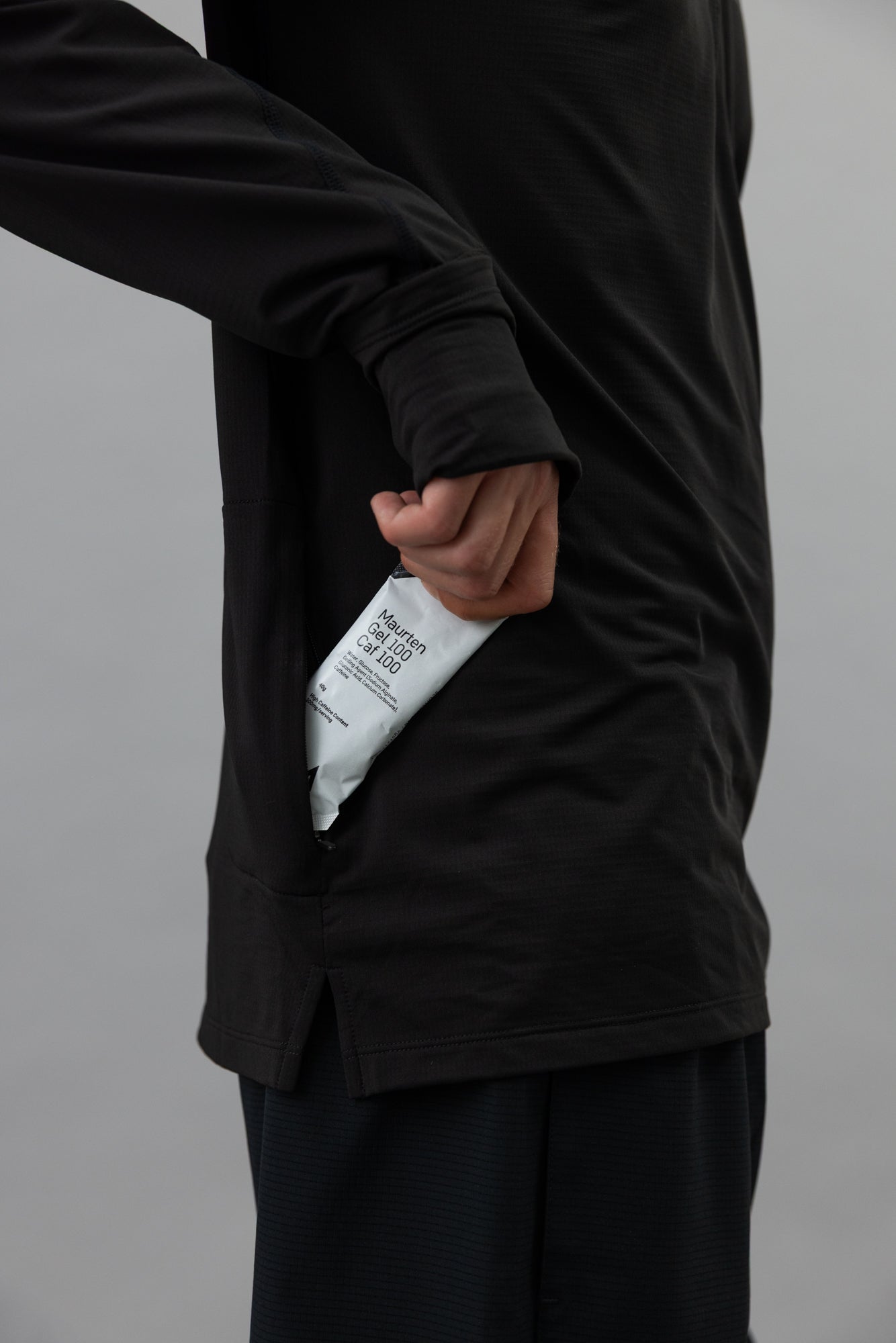 DOXA RUN ApS MNS THERMAL HALF ZIP Tee LS Black 02