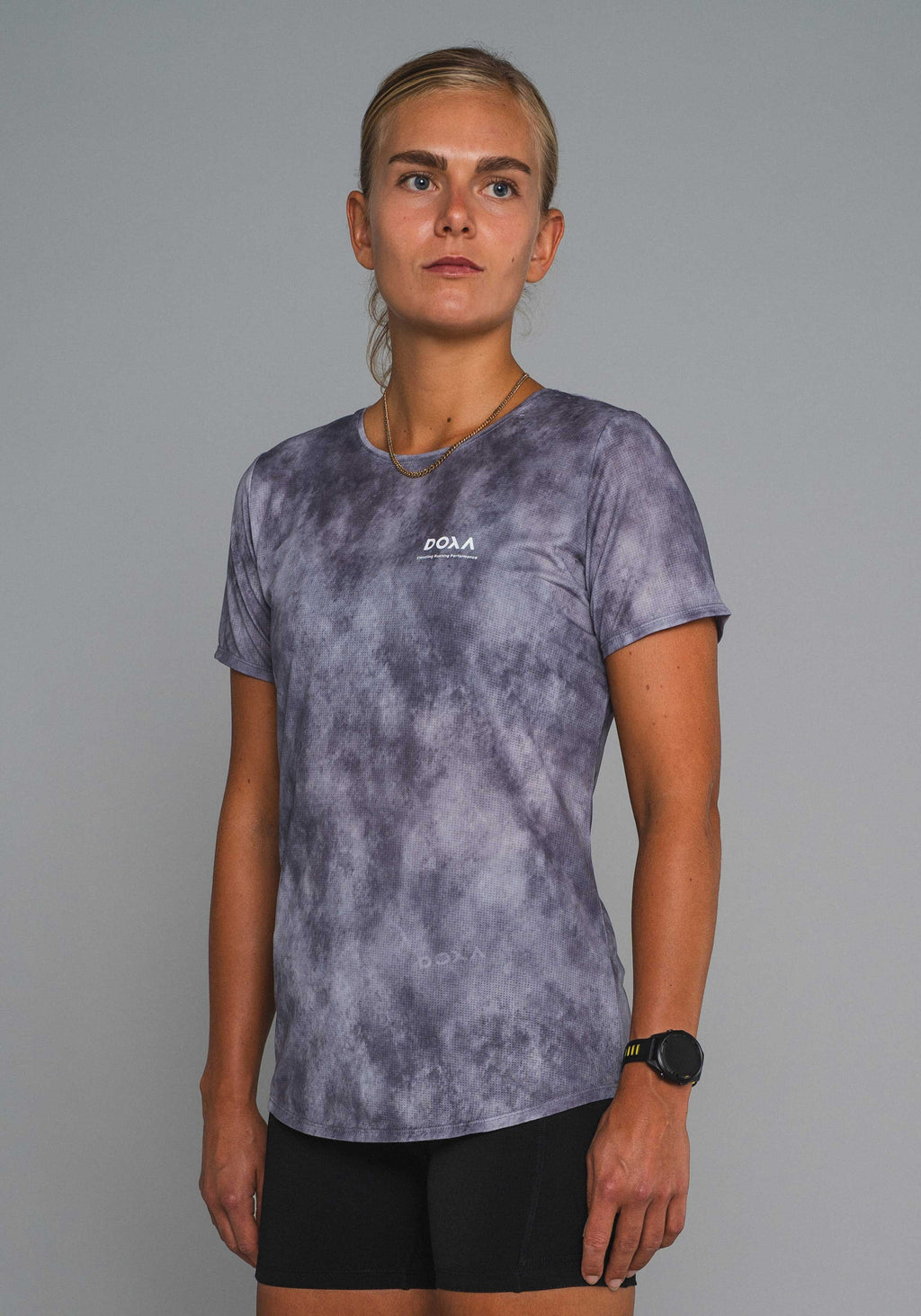 DOXA RUN ApS WNS RERUN TEE SS Tee SS Stone 82