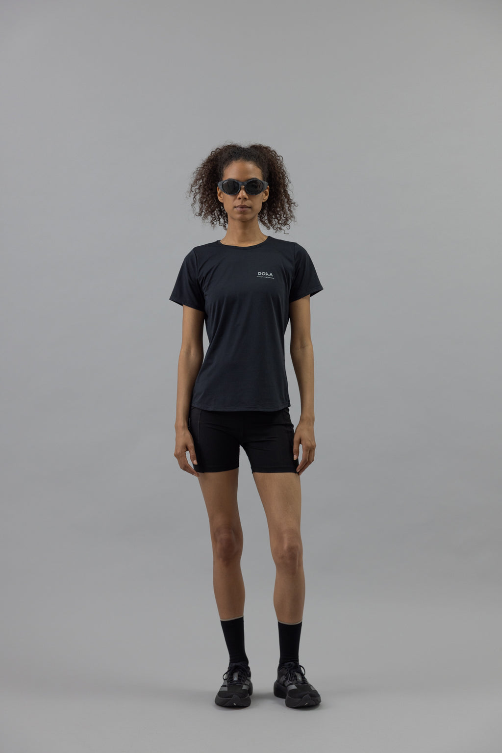 DOXA RUN ApS WOMENS RERUN TEE SS Tee SS Black 02